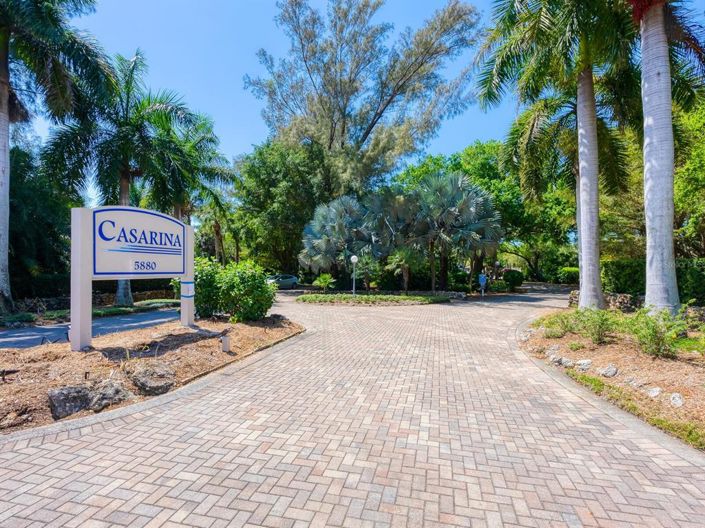 Image No.14-2 Bed Property for sale