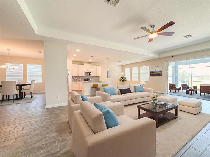 Image No.7-Propriété de 4 chambres à vendre à Kissimmee