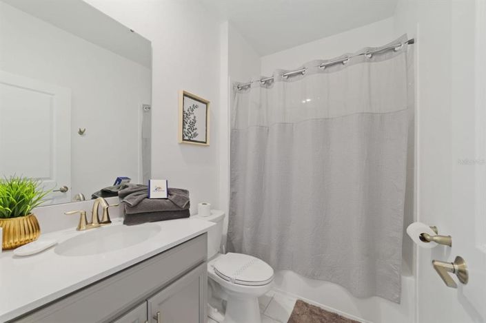 Image No.24-5 Bed Property for sale