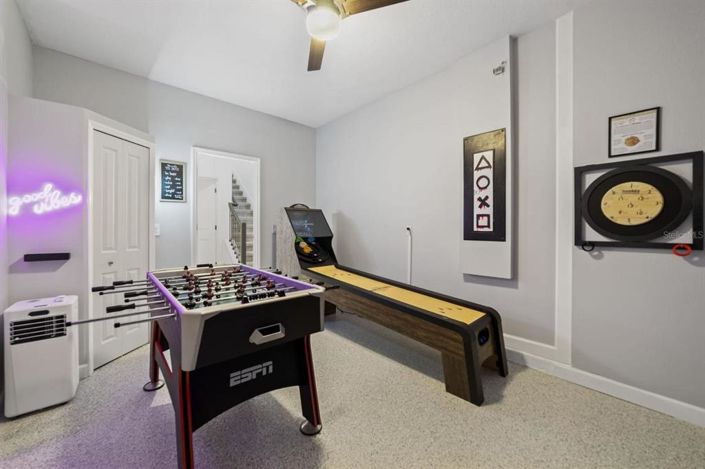 Image No.27-5 Bed Property for sale