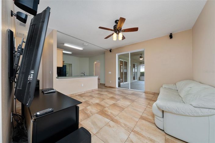 Image No.18-Propriété de 4 chambres à vendre à Kissimmee