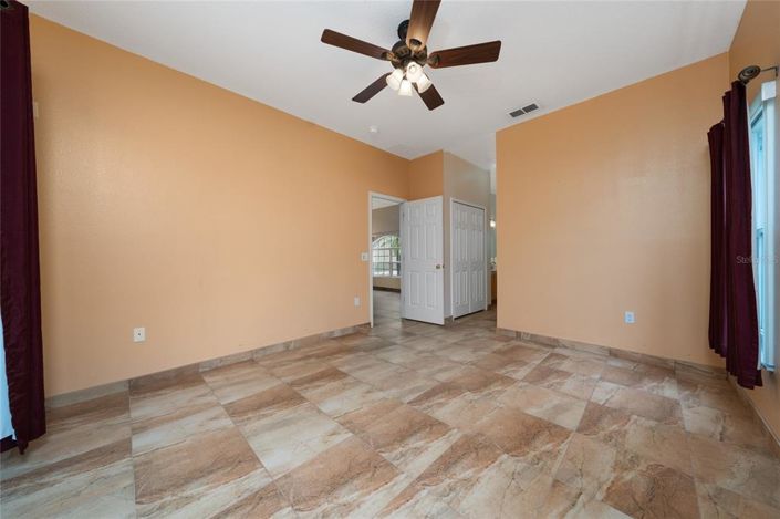 Image No.31-Propriété de 4 chambres à vendre à Kissimmee