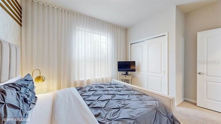 Image No.13-5 Bed Townhouse for sale