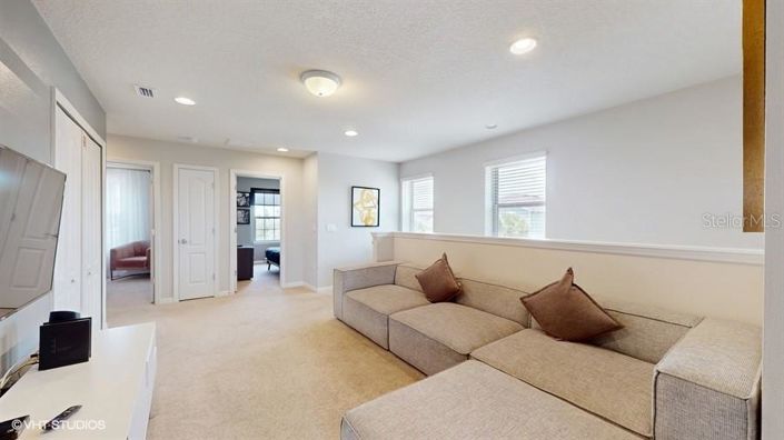 Image No.16-5 Bed Townhouse for sale