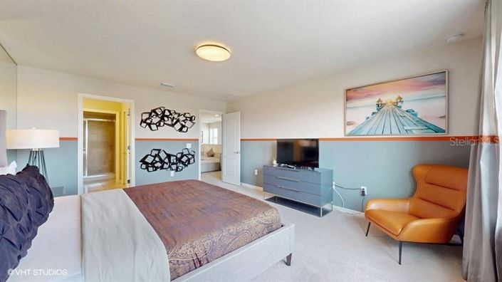 Image No.18-5 Bed Townhouse for sale