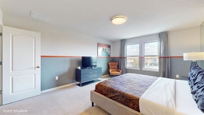 Image No.19-5 Bed Townhouse for sale