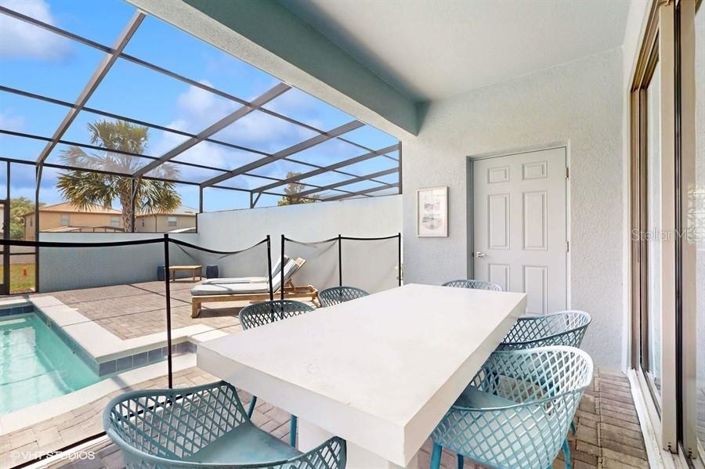 Image No.32-5 Bed Townhouse for sale