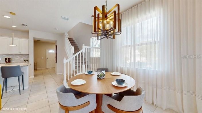 Image No.7-5 Bed Townhouse for sale