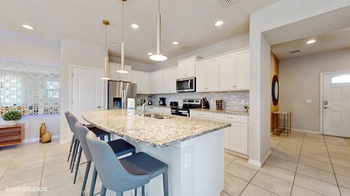 Image No.8-5 Bed Townhouse for sale