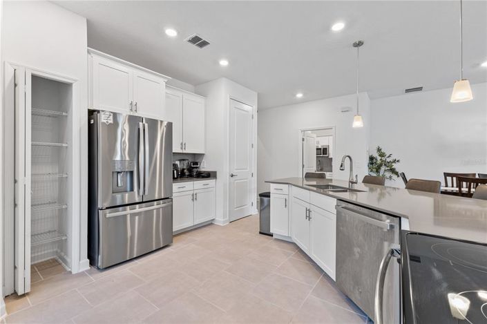 Image No.11-4 Bed Property for sale