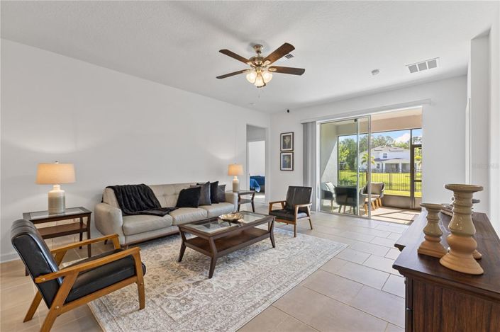 Image No.20-4 Bed Property for sale