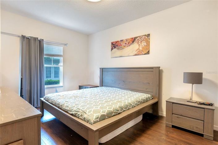 Image No.11-3 Bed Townhouse for sale