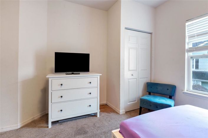 Image No.16-3 Bed Townhouse for sale