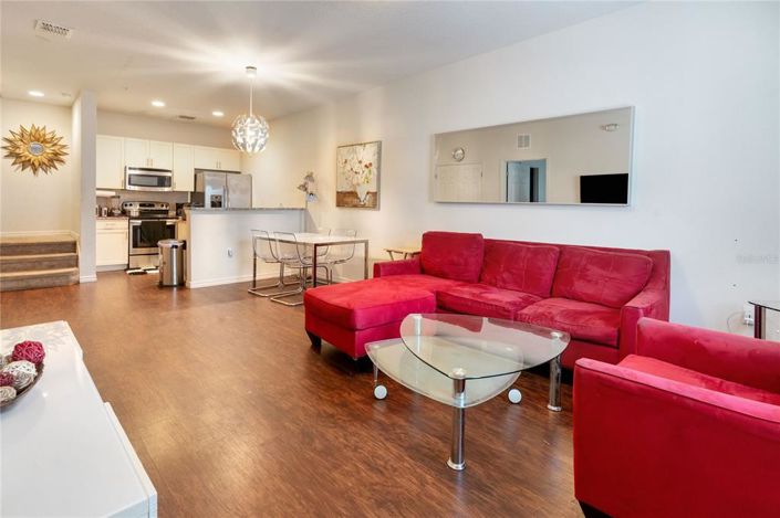 Image No.2-3 Bed Townhouse for sale