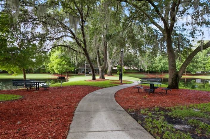 Image No.22-3 Bed Townhouse for sale