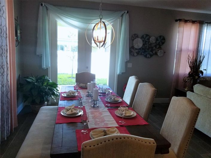 Image No.7-Propriété de 4 chambres à vendre à Davenport