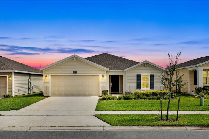 Image No.1-Propriété de 4 chambres à vendre à Kissimmee