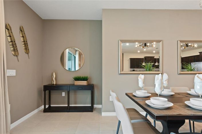 Image No.19-9 Bed Property for sale