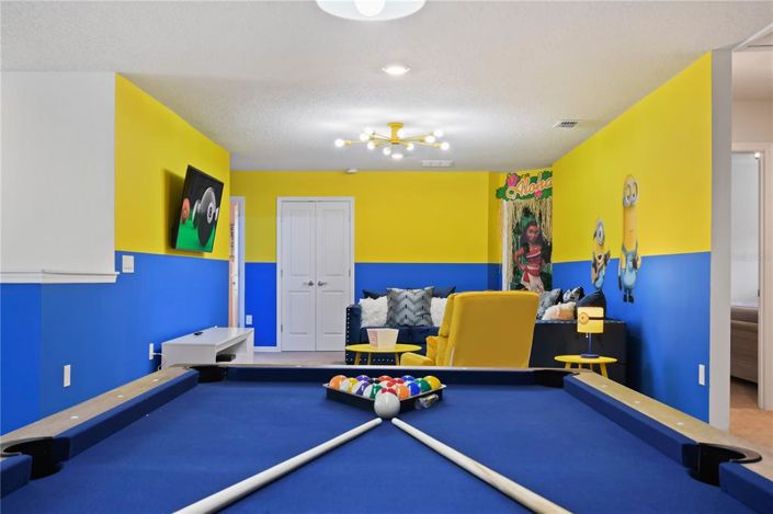 Image No.35-9 Bed Property for sale