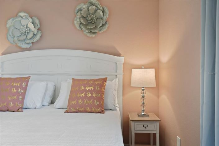 Image No.41-9 Bed Property for sale