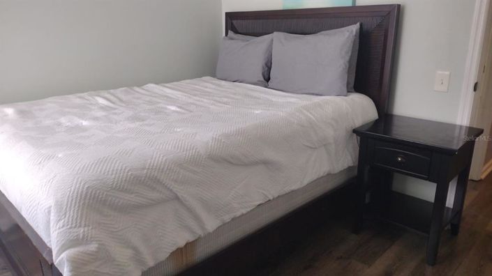 Image No.25-4 Bed Property for sale