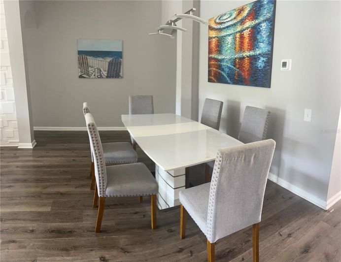 Image No.3-4 Bed Property for sale