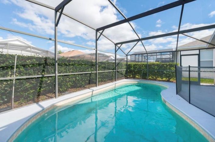 Image No.32-4 Bed Property for sale