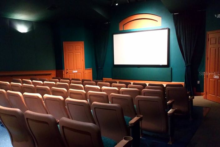 Image No.56-4 Bed Property for sale