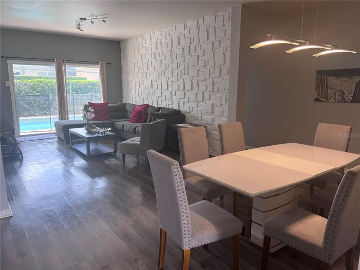 Image No.6-4 Bed Property for sale