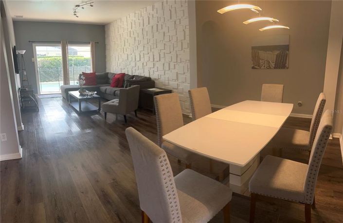 Image No.7-4 Bed Property for sale