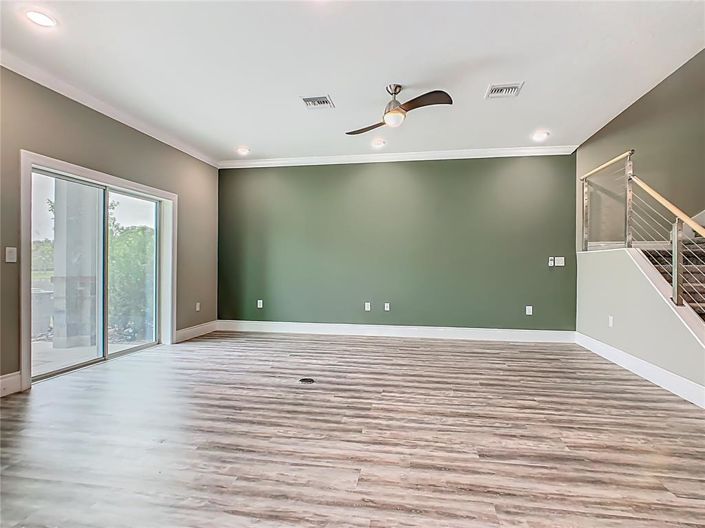 Image No.10-3 Bed Townhouse for sale