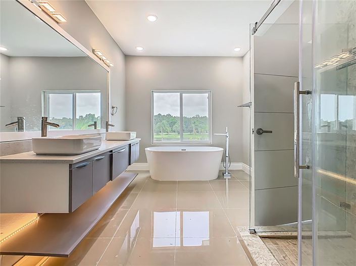 Image No.29-3 Bed Townhouse for sale