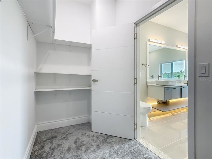 Image No.34-3 Bed Townhouse for sale