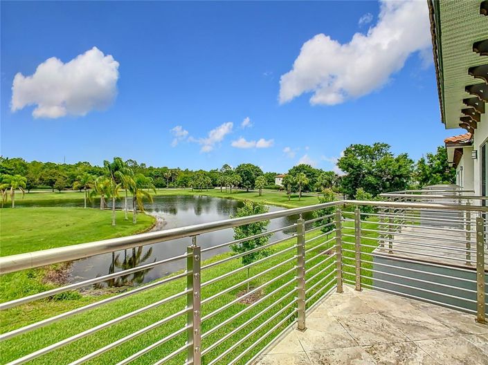 Image No.50-3 Bed Townhouse for sale