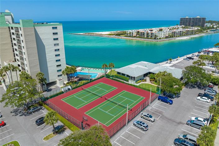 Image No.41-2 Bed Property for sale