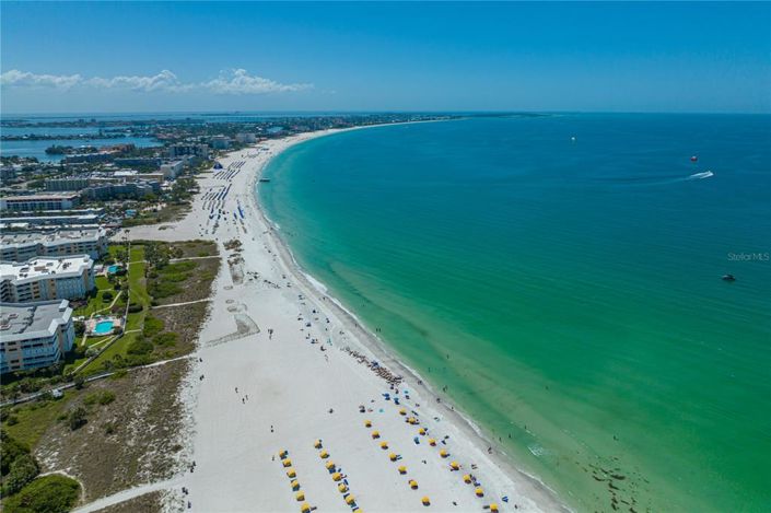 Image No.52-2 Bed Property for sale