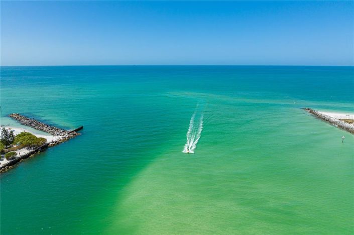 Image No.54-2 Bed Property for sale