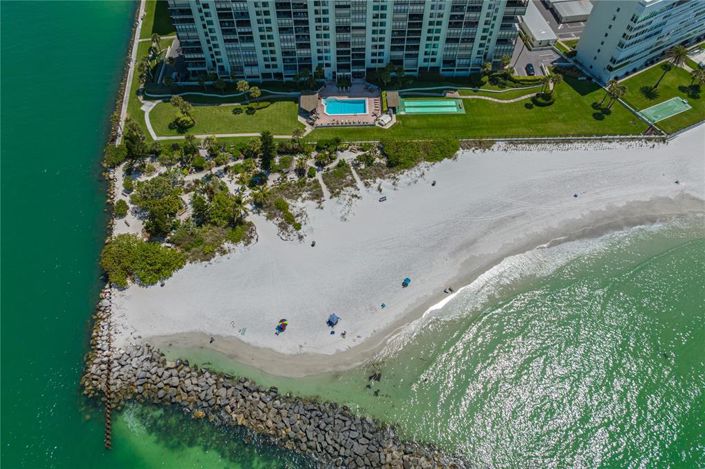 Image No.55-2 Bed Property for sale