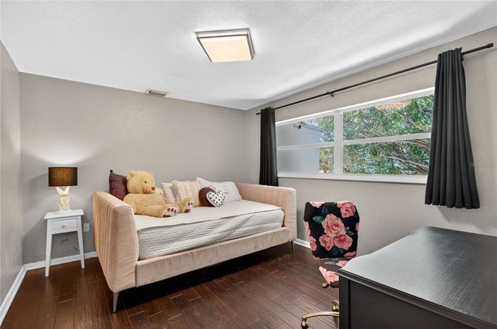 Image No.21-4 Bed Property for sale