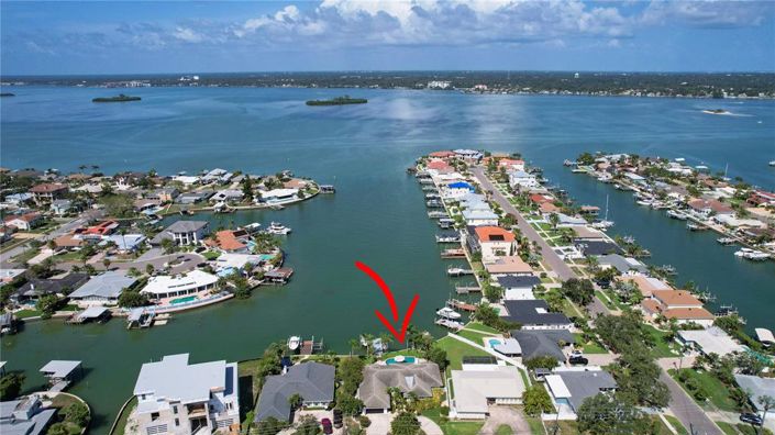 Image No.26-4 Bed Property for sale