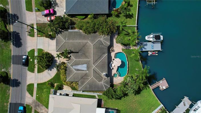 Image No.5-4 Bed Property for sale