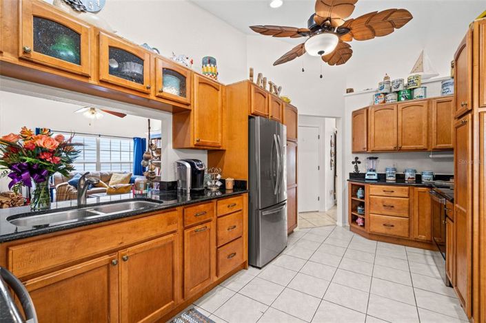 Image No.12-3 Bed Property for sale