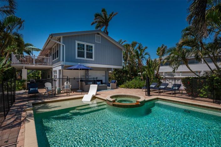 Image No.2-2 Bed Property for sale