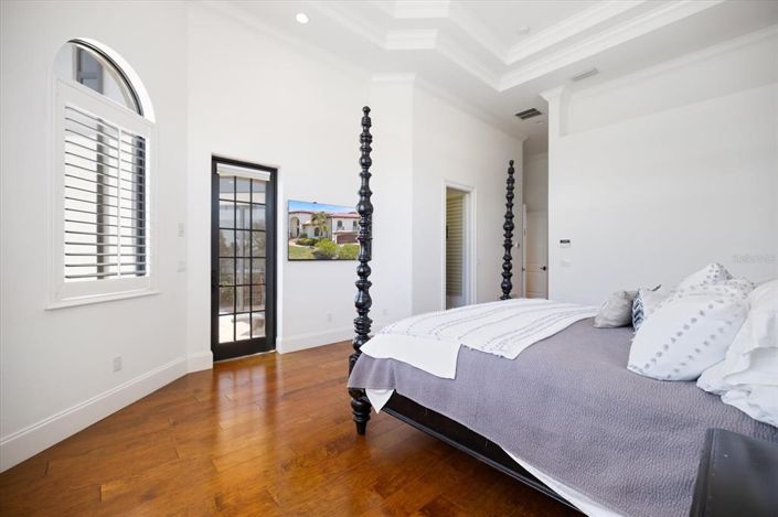 Image No.13-4 Bed Property for sale