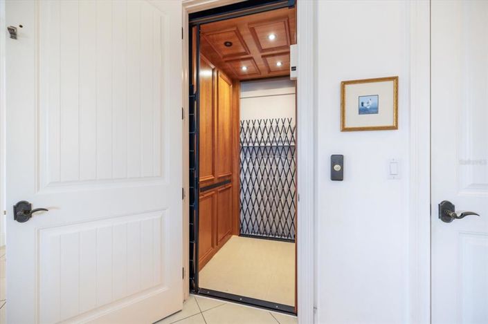 Image No.21-4 Bed Property for sale