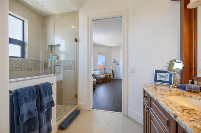 Image No.27-4 Bed Property for sale