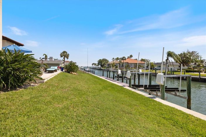 Image No.34-4 Bed Property for sale