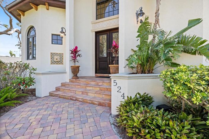 Image No.38-4 Bed Property for sale