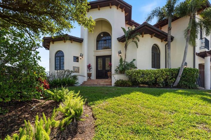 Image No.5-4 Bed Property for sale