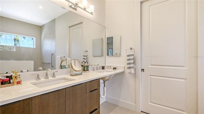 Image No.66-Propriété de 4 chambres à vendre à Sarasota